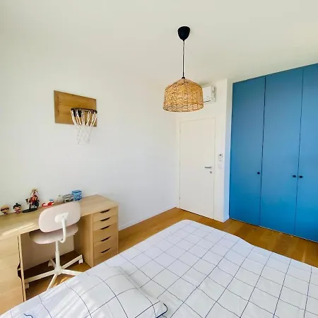 House With Pool And Sea View In ヴィラ ニース