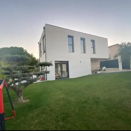 ヴィラ House With Pool And Sea View In *